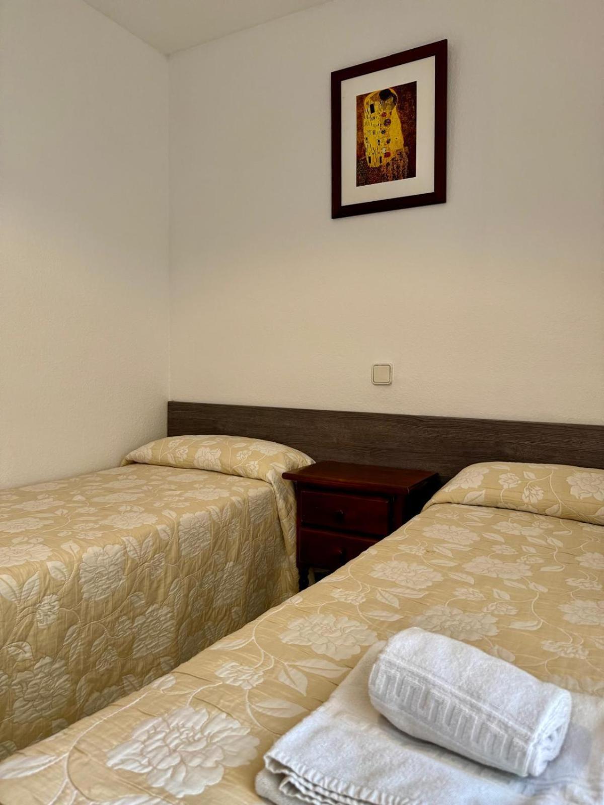 El Pinar Fuente Luminosa Apartment ซาลอว์ ภายนอก รูปภาพ